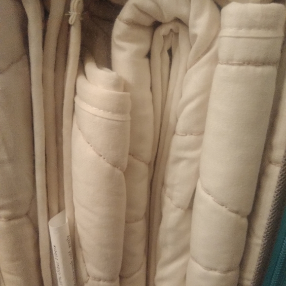 Urban Habitat Caden 3Pc. King/Cal King Coverlet S - Picture 5 of 8